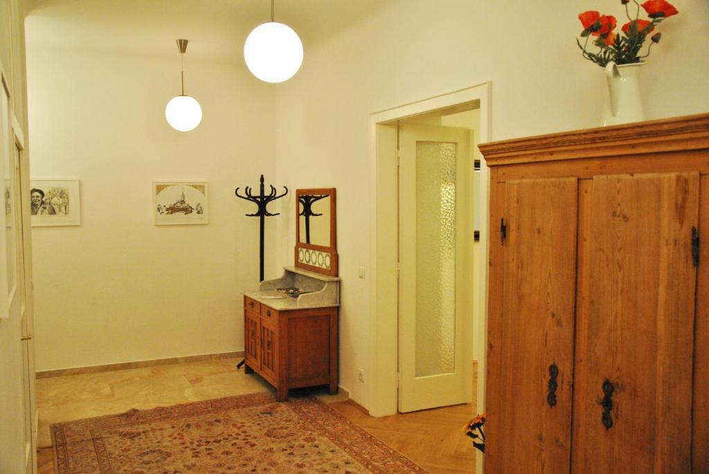 Schoenbrunn Park Apartament